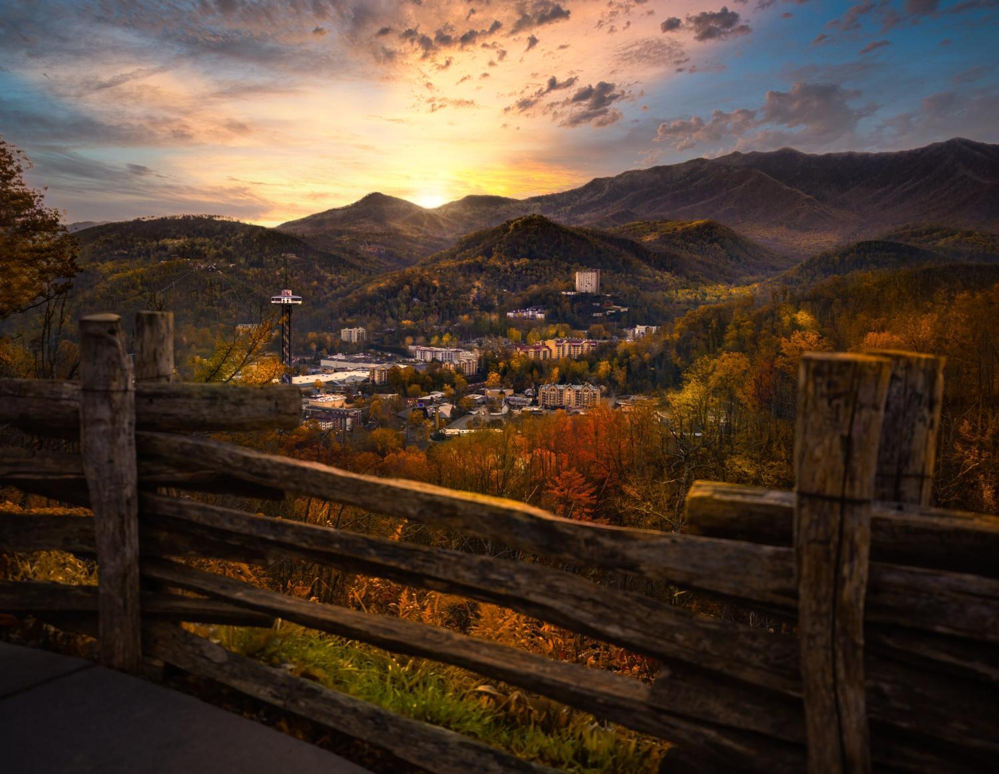 Lazy Bear Lake Sevierville Exterior photo