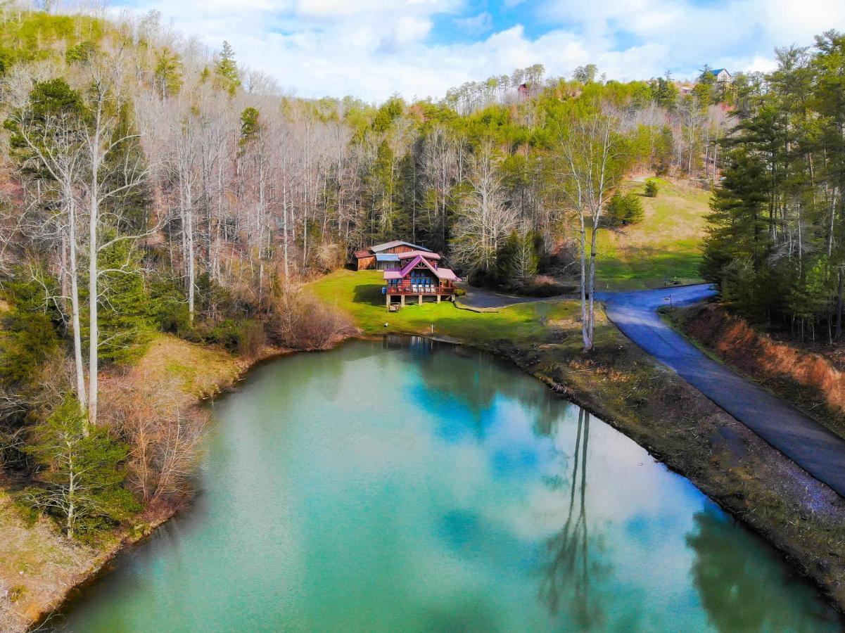 Lazy Bear Lake Sevierville Exterior photo